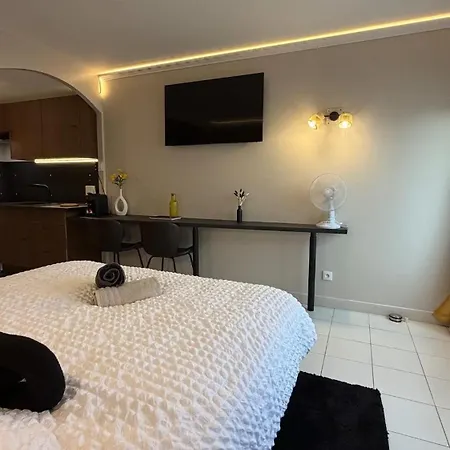 Du Stade Rochelais - Kiwi Appartement