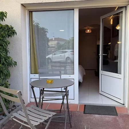 Appartement Du Stade Rochelais - Kiwi 3*