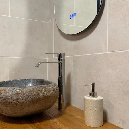 Du Stade Rochelais - Kiwi Appartement 3*