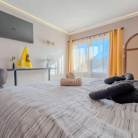 Du Stade Rochelais - Kiwi Apartment