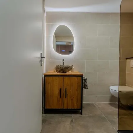 Du Stade Rochelais - Kiwi Apartment